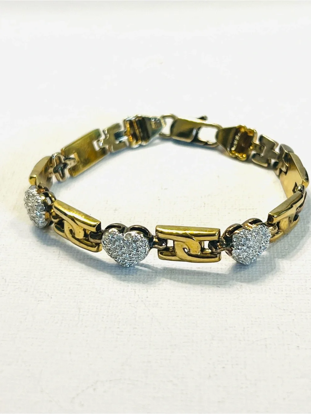 An Italian-made 925 vermeil panther link bracelet with pavé accents